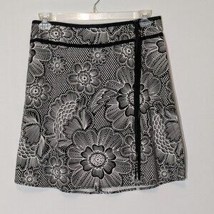 COPPER KEY Black/White Floral A-Line Flared Short Zip Skirt; Size 13